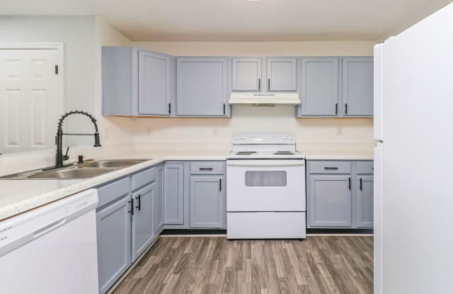 Photo of The Oaks Apartments