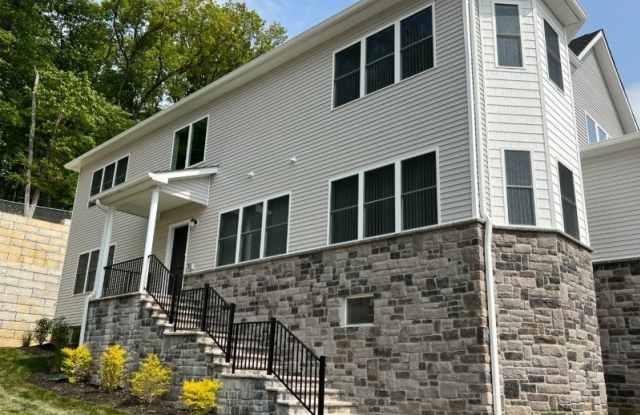 76 Arlene Court