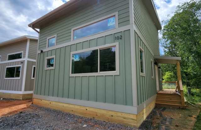 Photo of East Asheville Rental