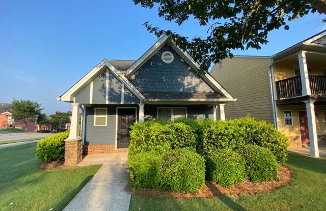 BRIDGEWATER HOME! PRE-LEASING FOR AUGUST 1 2026! 1/2 Off Deposit!