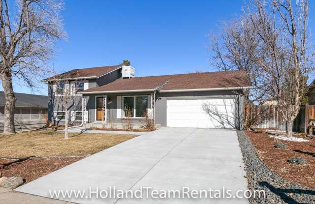 Updated Littleton House in GREAT LOCATION near Streets of SouthGlenn