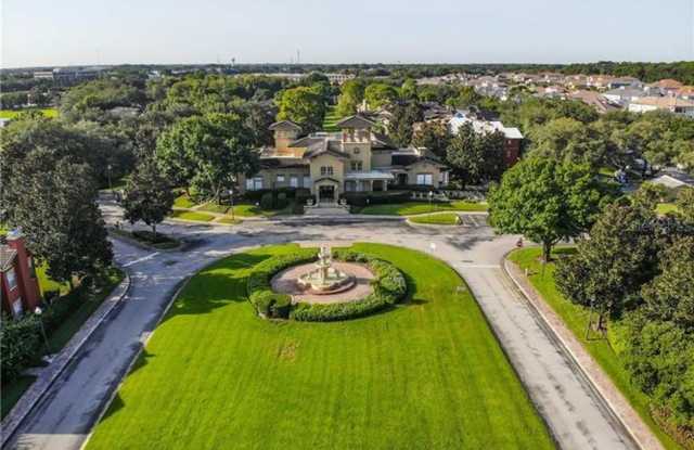 BEAUTIFUL 2 Bedroom 2.5 Bathroom with an office located in highly desirable Heathrow!