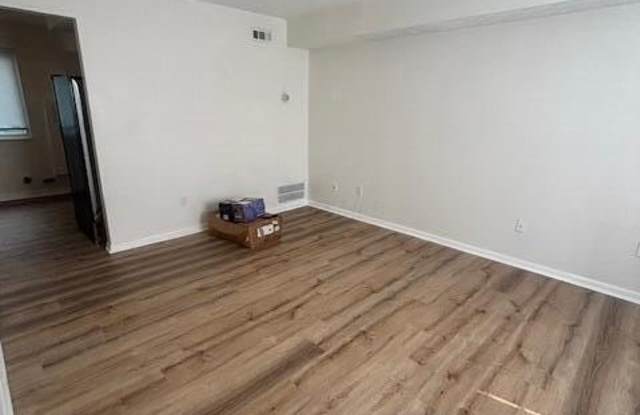 Photo of 3082 Howey Road