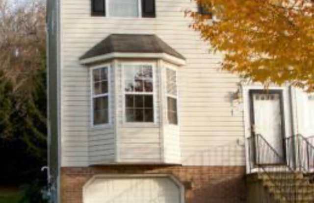 389 Juliet Lane