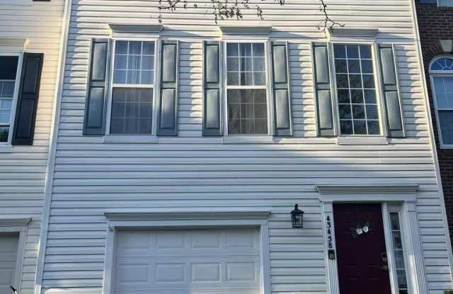 Photo of 43458 LAIDLOW Street