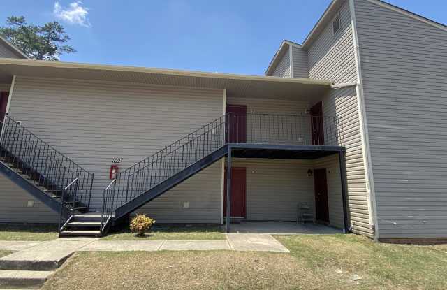 1122 Southwood Drive Unit 3