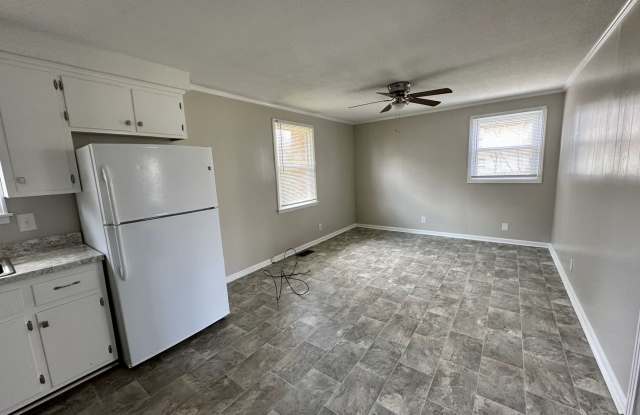 3 Bedroom Home For Rent Over The River!