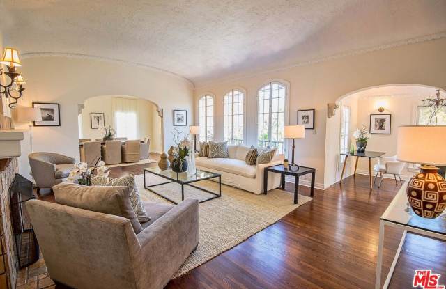 239 S Orange Dr unit: L