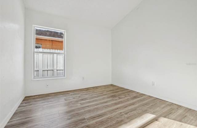 11136 Einbender Road