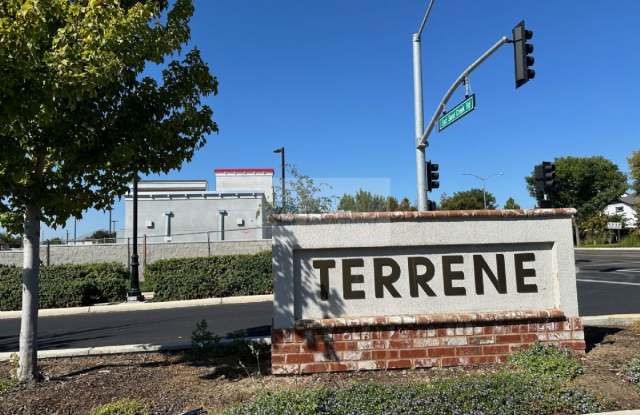 261 Sespe Creek Ave.