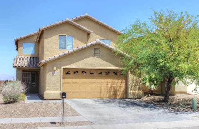 4035 E Agate Knoll Dr - 4035 East Agate Knoll Drive, Pima County, AZ 85756