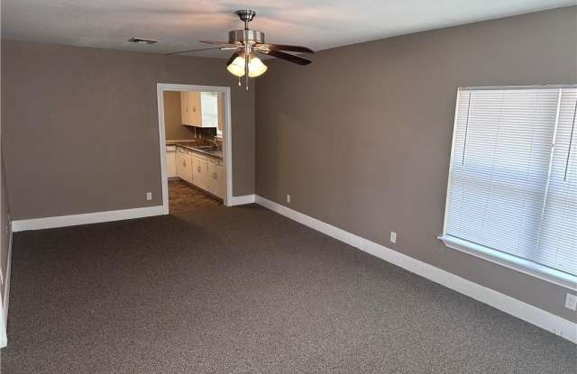 305 West 31st Street