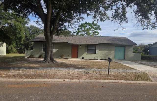 Photo of 1445 Lake Opal Dr.