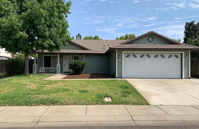 441 River Oaks Dr - 441 River Oaks Drive, Yuba City, CA 95991