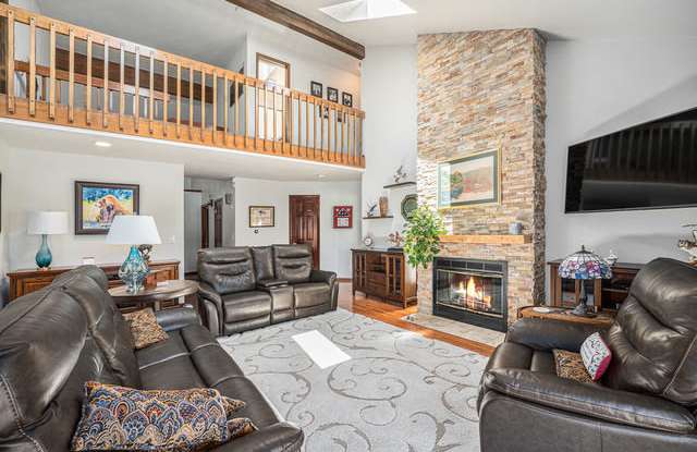 Photo of 1152 Clubhouse Drive