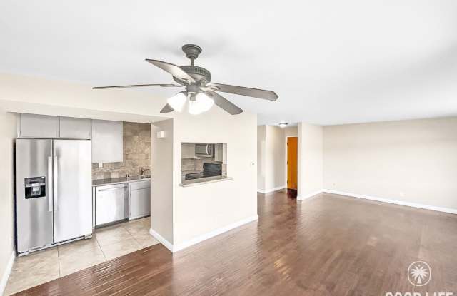 Beautiful 2BD/2BA w/ Reserved Parking and A/C in College Area!