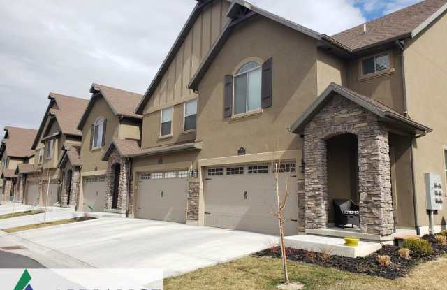 Deposit Moves You In! 3 Bed 2.5 Bath Townhome for Rent in West Haven - 3315 Birch Creek Road, West Haven, UT 84401