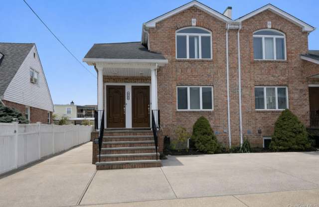 42-04 218th Street unit: 2