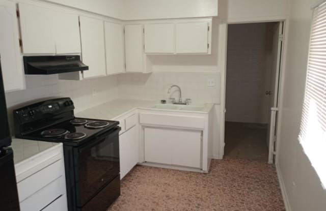 Photo of 13239 S Laredo Ave