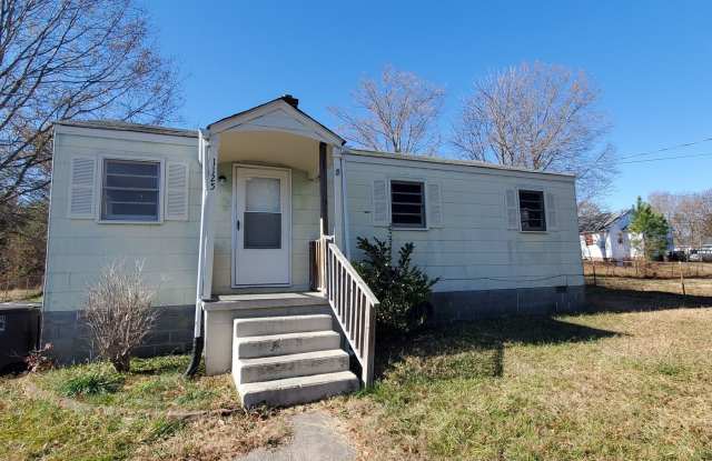 Photo of 3 Bedroom 1 Bathroom House