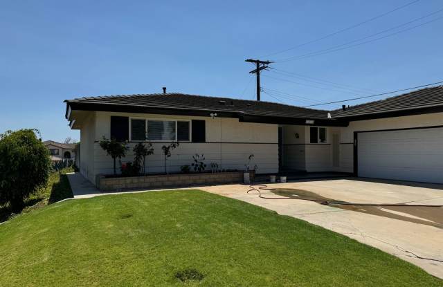 Photo of Great one story home in East Ventura