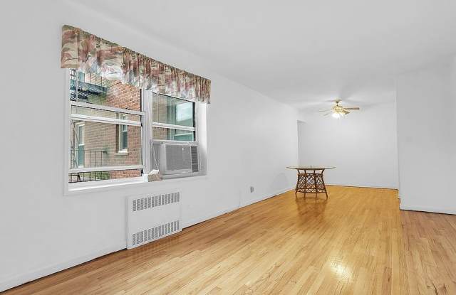 20921 26th Ave Apt 1G