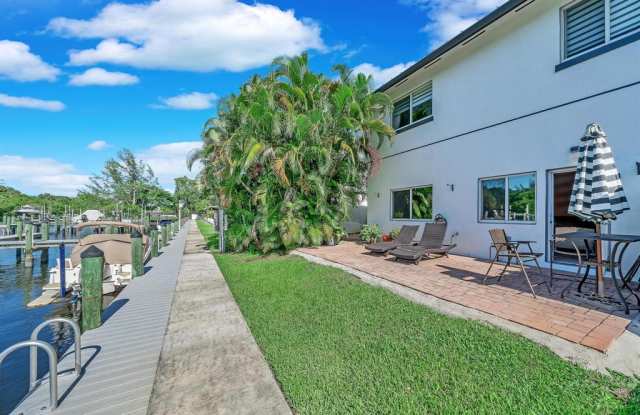 2724 Treasure Cove Circle