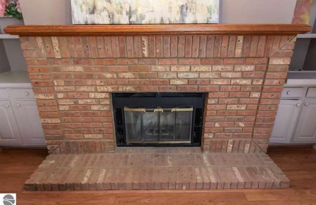 3814 Maid Marian Lane