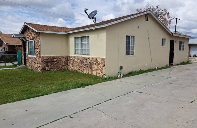 25280 E 4th St - 25280 4th Street, Highland, CA 92410