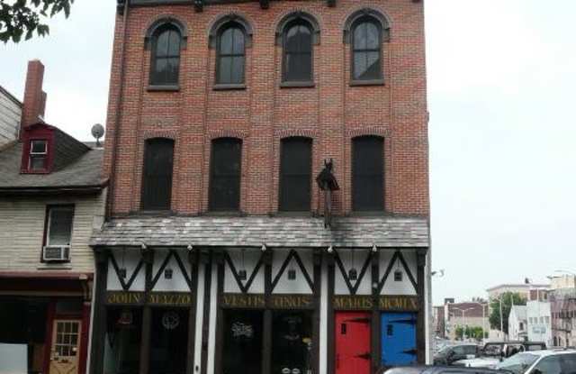 48 S 6TH STREET