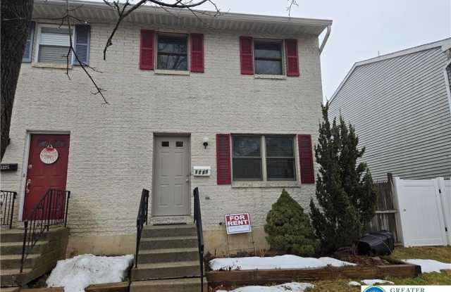 1223 N Albright Avenue