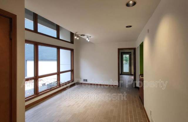 2130 Starfire Drive NE