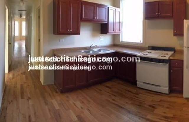 4826 W ADAMS