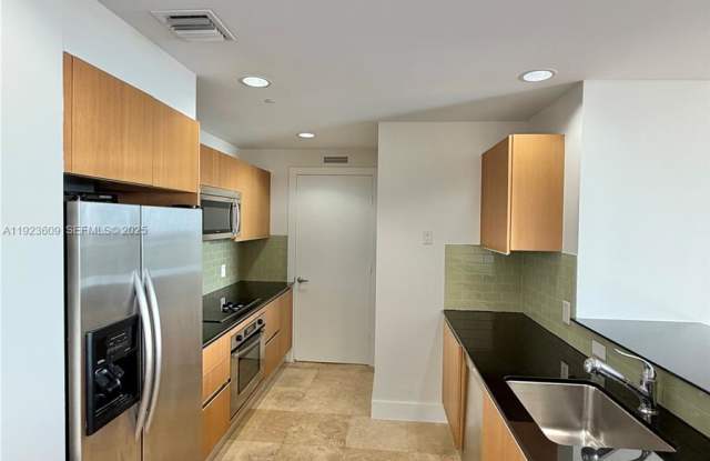 Photo of 1060 Brickell Avenue