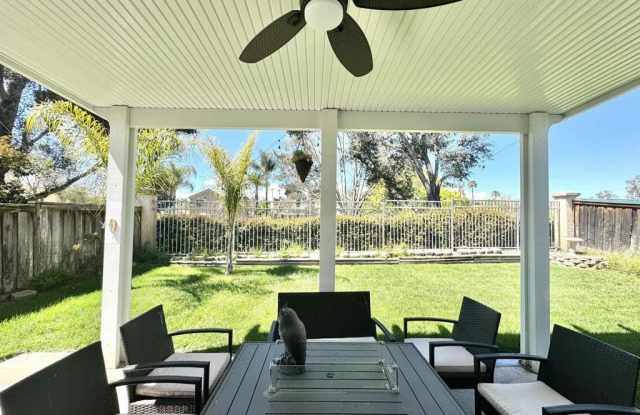 42985 calle jeminez