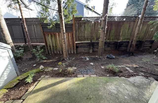 1924 Northeast 50th Way - SF