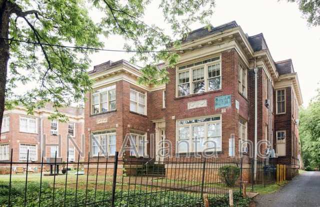 446 Seminole Ave, NE