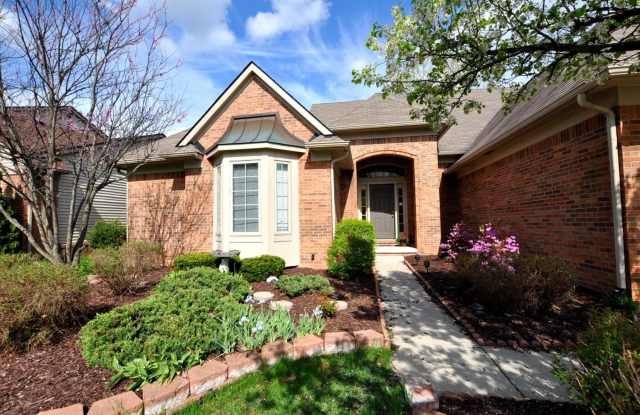2914 Leslie Park Circle