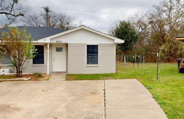 1607 Cloverdale Court