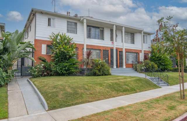 3862 S. Potomac Ave.