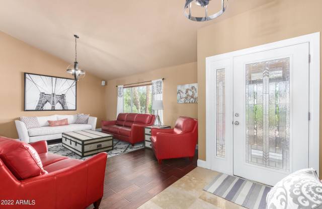 9373 E ALTADENA Avenue