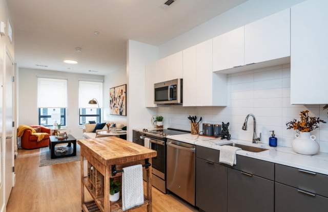 180 Central Avenue Unit C21