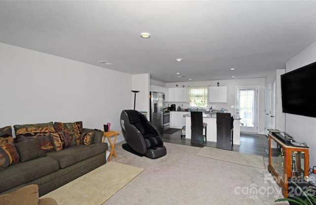 171 Crownpiece Street