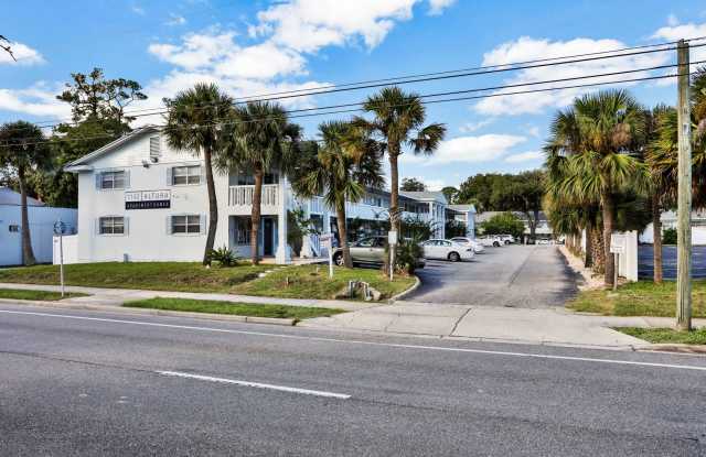 1 Bedroom / 1 Bathroom Apartment Home  ** SPECIAL **