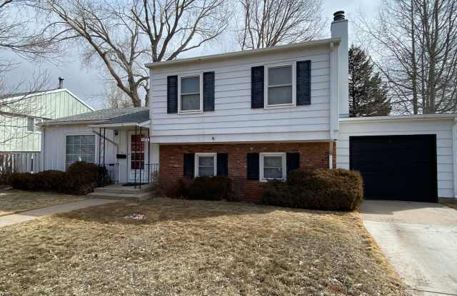 503 S 24th St.
