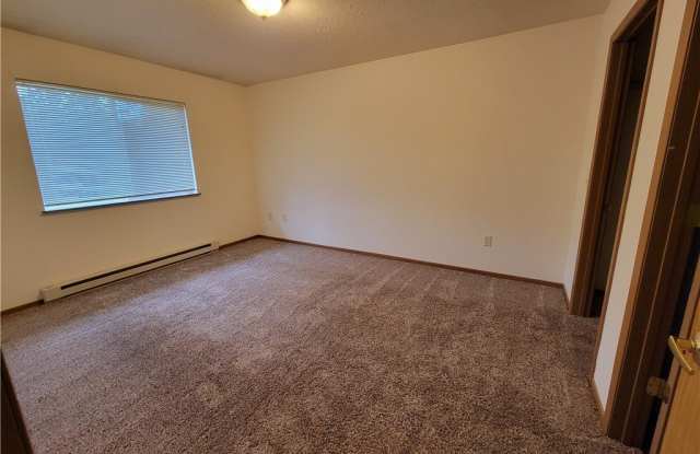 715 Bruce Court unit: 5