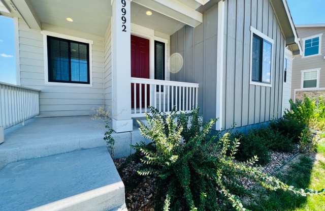 $0 DEPOSIT OPTION. INVITING 3 BED HOME IN EASTPOINT PARK, NORTH COMMERCE CITY
