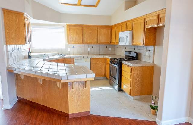 3028 Desert Ranch Way