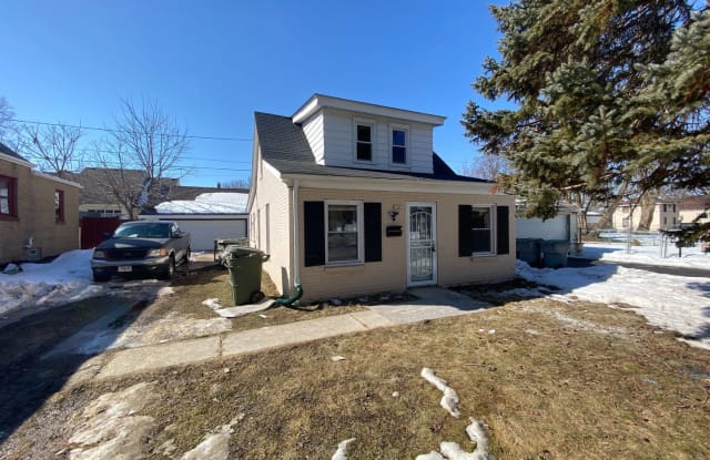 6747 N 52nd St - 6747 North 52nd Street, Milwaukee, WI 53223