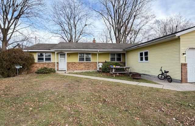 Photo of Remodeled Two bedroom duplex in Kellogsville School District!
